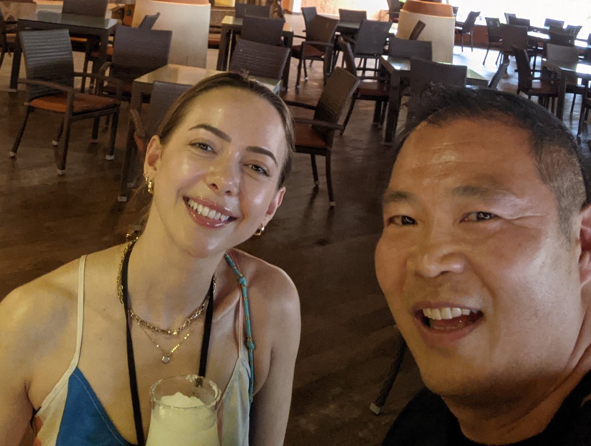 adkernel's tweet image. Making new friends at ClickBid Tulum Diana from Rebll, an Amsterdam-based dating network.  #digitalmarketing #affiliatemarketing @tkuoch