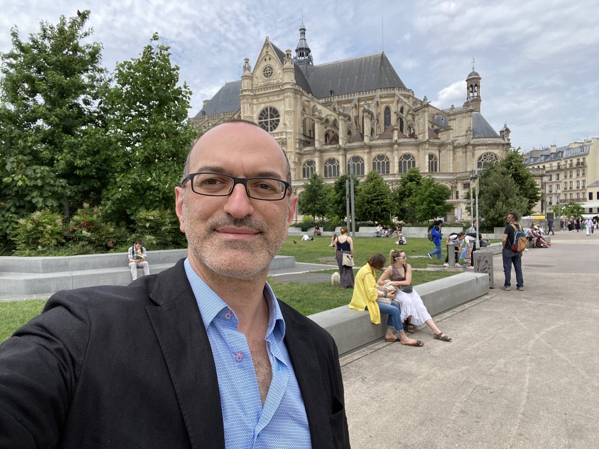 JamesBadro's tweet photo. Paris
17 june 2021
No more masks outside

Finally crossing paths with people who look like real human beings

A great day for freedom !

#staysafe #SlowlyButSurely #EverylittleThingMatters https://t.co/9xBrwZil2X