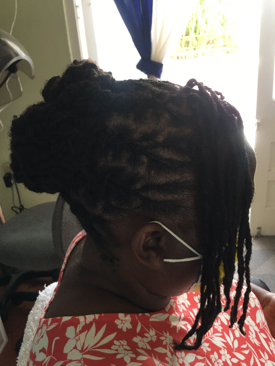 RnaturalbeauT's tweet photo. Relock & style #riasnaturalbeauty #relock #locs #locstyles #loclife #naturalhair #naturalhairstyles #naturalbeauty #pinup https://t.co/X7gdwDuHP8