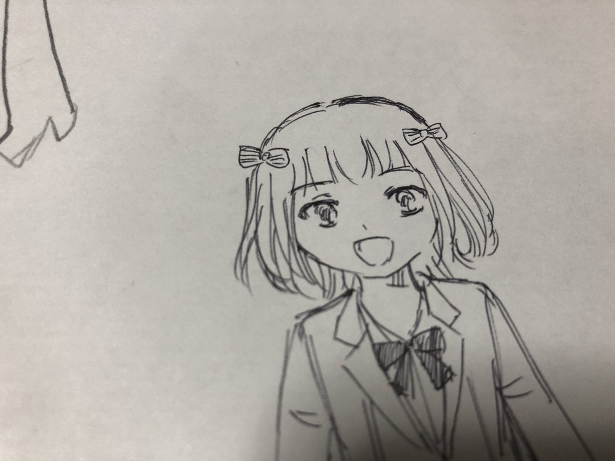 三女が描いた女の子、ママ真似して描いて〜と言われて描いたのがこちら。
すると、三女に頭🎀りぼんじゃない💢編み込みしてるの!!!!と怒られた 