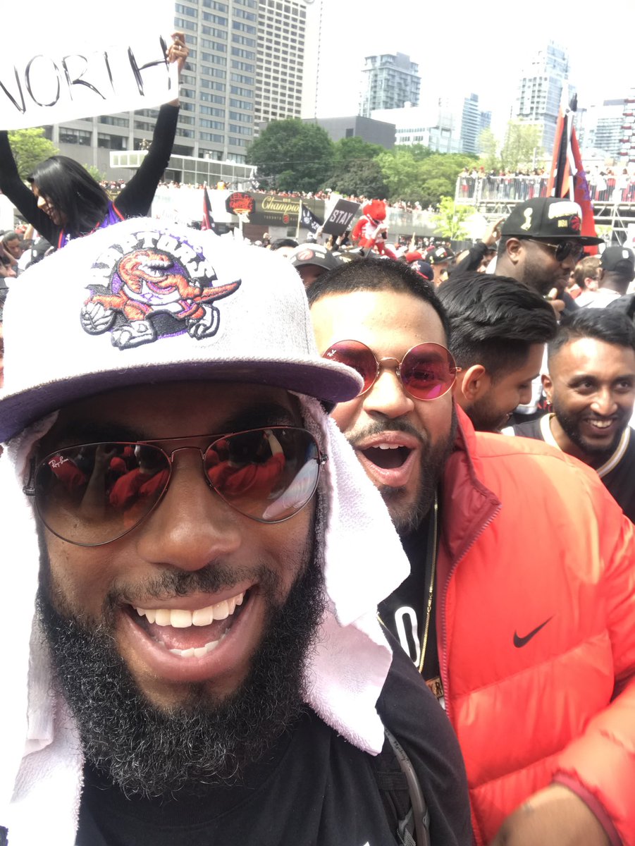 PatrickDennisJr's tweet photo. @breakfasttv 2 years ago today I was in the madness for 8 hours! #WeTheNorth #WeTheChamps #LarryOB https://t.co/5wD6LeKjKZ
