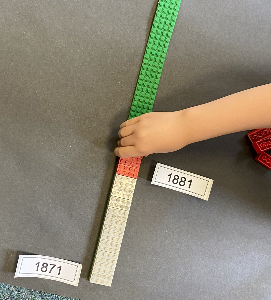 hackforthschool's tweet image. Infants creating their timeline for new enquiry: Why is our school in our village? “It’s a timeline. The bottom is when we build it. The top is now!” “Need to connect the 10 Legos together to make the timeline.”  @HistoryPrimary @Ramble14 @Humanities2020 @HilsRobinson @histassoc