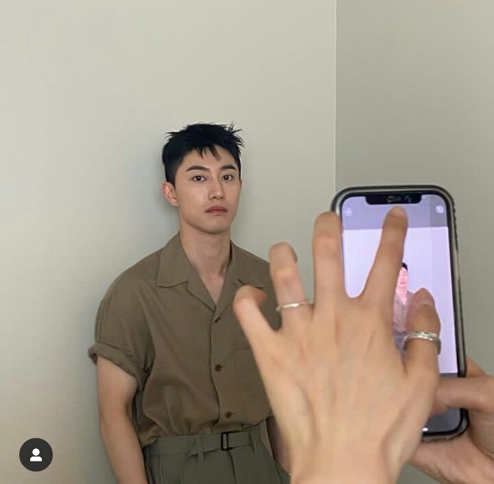 Arkwakdongyeon's tweet photo. تحديث دونقيون على الآنستقرام:
معاينة عدد يوليو لمجلة لمجلة Elle
#EllePreview
لا تنسو مشاهدة حلقة اليوم من الموعد اللذيذ #MannamSquare
#KwakDongYeon #ArKwakDongYeon #곽동연 https://t.co/zfqpTDUpxX