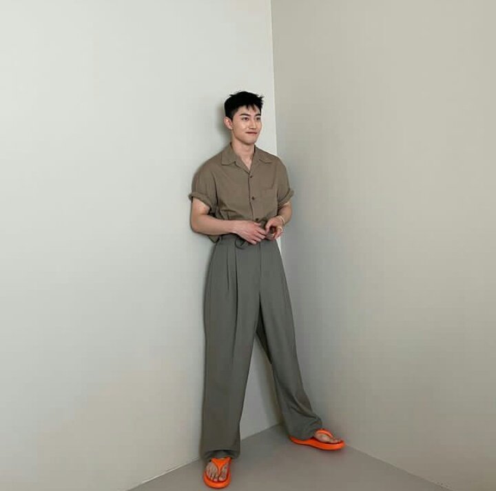 Arkwakdongyeon's tweet photo. تحديث دونقيون على الآنستقرام:
معاينة عدد يوليو لمجلة لمجلة Elle
#EllePreview
لا تنسو مشاهدة حلقة اليوم من الموعد اللذيذ #MannamSquare
#KwakDongYeon #ArKwakDongYeon #곽동연 https://t.co/zfqpTDUpxX