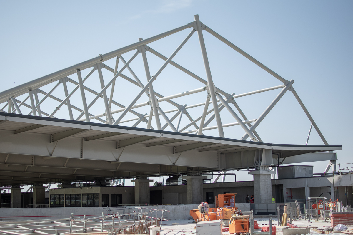 FCMetz's tweet photo. [ ℙ𝕙𝕠𝕥𝕠𝕤 ]

🏟️ 𝐿𝑒 𝑆𝑡𝑎𝑑𝑒 𝑆𝑎𝑖𝑛𝑡-𝑆𝑦𝑚𝑝ℎ𝑜𝑟𝑖𝑒𝑛 𝑝𝑜𝑢𝑟𝑠𝑢𝑖𝑡 𝑠𝑎 𝑚𝑢𝑒.

📸 Le point sur l'avancée des travaux en images 👉 https://t.co/XUUtKXLI9n https://t.co/9LqkZpA6TE