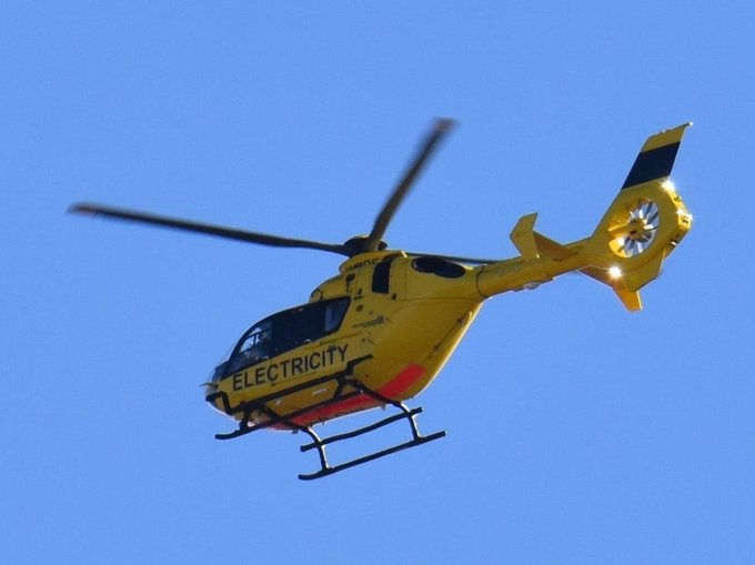 gridcustomersuk's tweet photo. It's another busy day for our helicopter crews who will be inspecting the electricity network over #Torbay #Hereford #Ludlow and #Llanfihangel. Let us know if you see us! Thanks to @AHelcoop for this shot #wpdspotted https://t.co/j2gW86T041