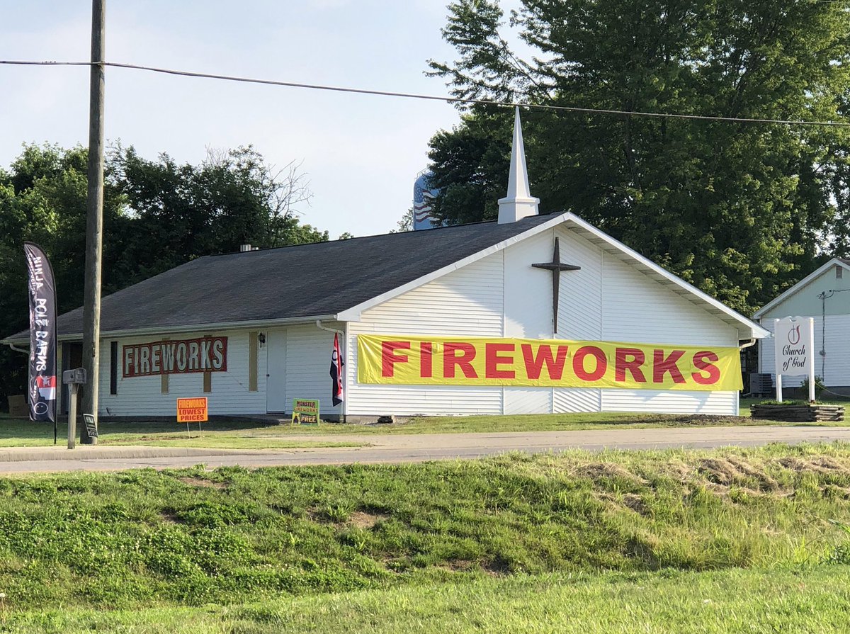 barstoolindy's tweet photo. God. Fireworks. Indiana.

(Reddit: u/JD-K2) https://t.co/qbFerAGr6x