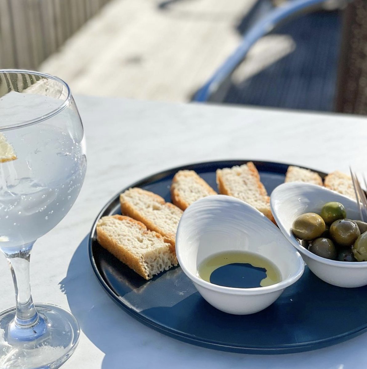 Housel Bay tweet media