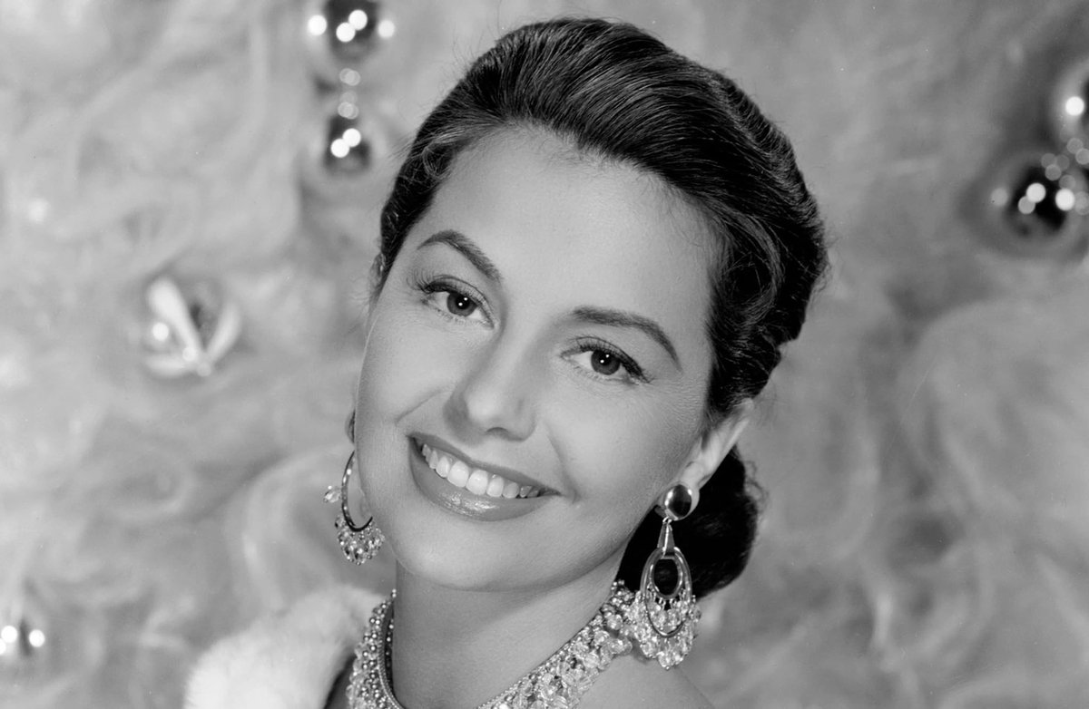 In Remembrance of Cyd Charisse, who passed. #otd. 