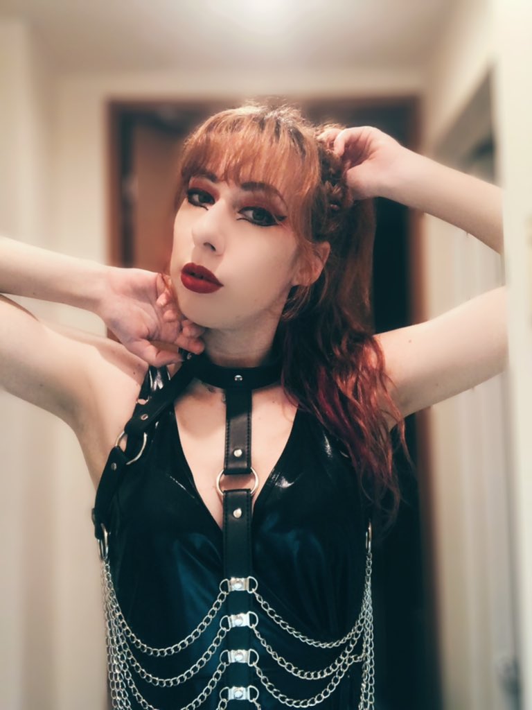 mymymiyuki's tweet photo. #gothic #gothique #ゴス #黒い系 #黒い #ゴススタイル #スタイル #原宿 #東京 #日本 #フランス人 #modelgoth #dark #model #modele #photography #photographie #modelephoto #modeljapan #モデル #darkness #v系 #vkei #bdsmfetish #vampyre #dark #darkart #rock #rockstyle https://t.co/INlMEeewC0