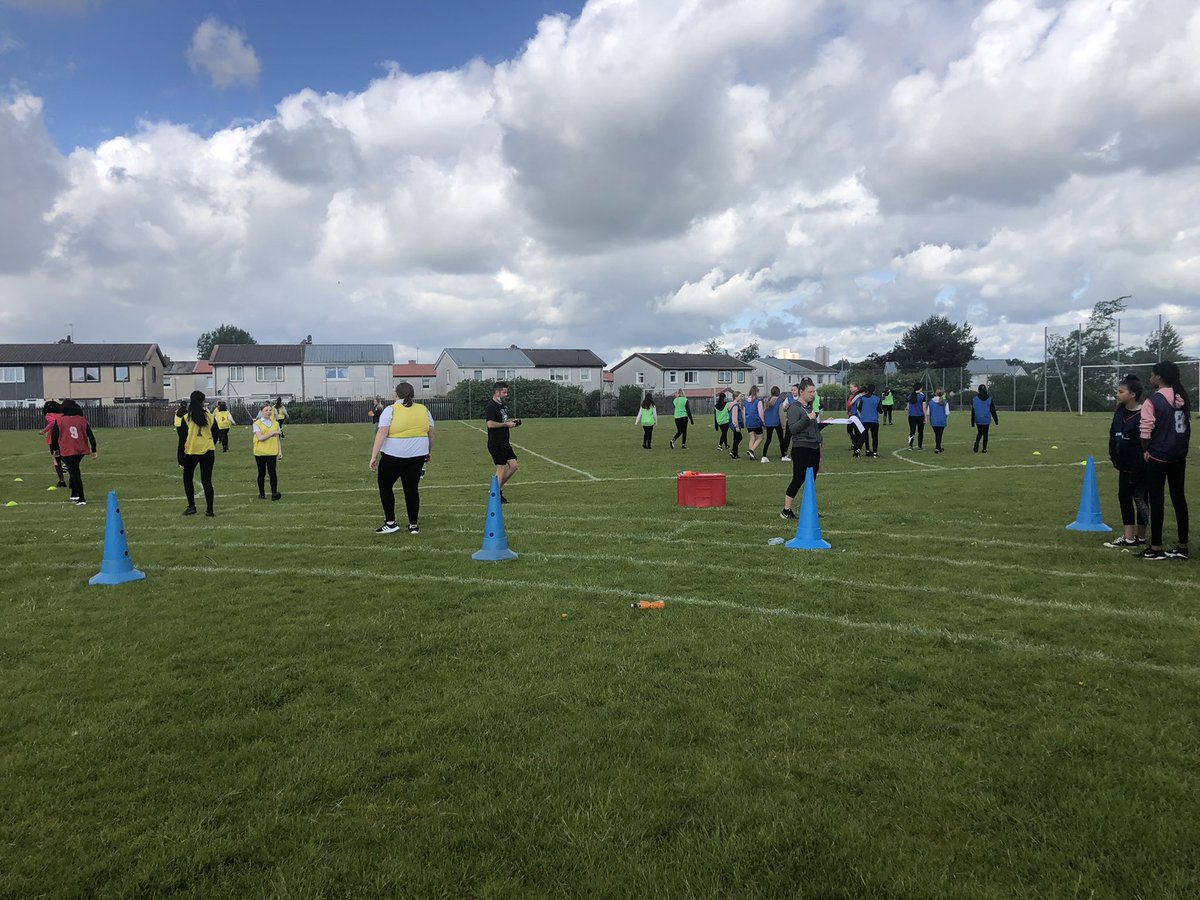 New S2 health &amp; wellbeing activities this morning ☀️😆 <a href="/allsaints_PE/">allsaints_PE</a> @allsaintsrcsec