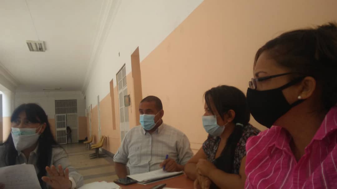 cubacooperaven's tweet photo. Reunión de trabajo equipo de la Universidad de Ciencias de la Salud Hugo Chávez, con la participación de la  Dra.C. Lourdes C. Falcón Torres y el grupo de Postgrado de la Dirección Nacional de Docencia de la Misión Médica Cubana.

#CubaPorLaVida #CubaCoopera #EliminaElBloqueo https://t.co/23Ywwd3Dp9