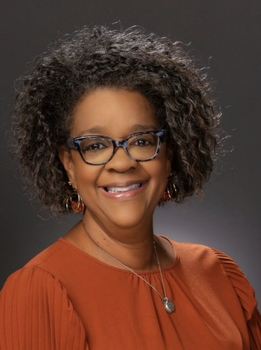 lansingmichigan's tweet photo. As treasurer of Lansing's Treasury & Income Tax Department, Desiree and her team make sure collected finds are safe and secure. https://t.co/ILqb5GR5gL #MKOP #MyKindOfPeople https://t.co/kdEzcQOvKT