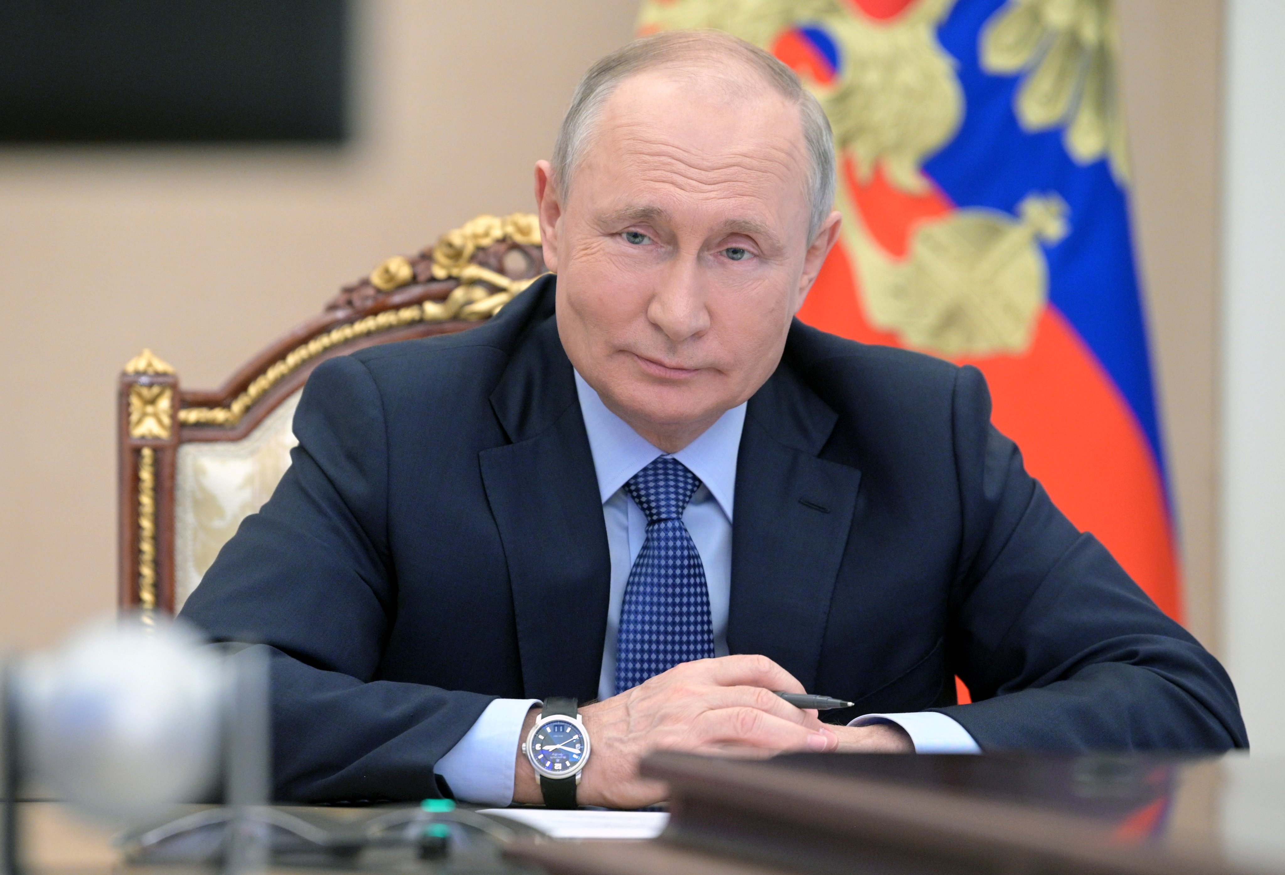 Сколько лет Путину в 2022