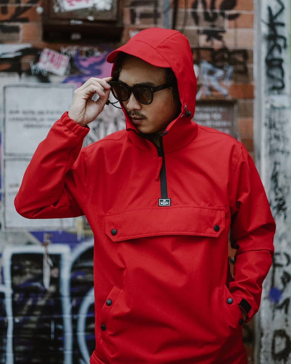 dumbisnevercute's tweet photo. Code: classic red
Material: goretex 3L
Lining: mesh polyester

Available size: M L XL
-Size M: width 54cm / weight 68cm
-size L: widht 57cm / weight 70cm
-size XL: widht 60cm / weight 72cm

Waterproof &amp; windproof 💦

#anorak
#cagoule
#jacket https://t.co/oybynbebWE