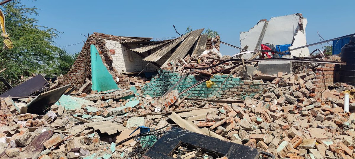 ClimateSaveDel's tweet image. Environmental conservation cannot come at the cost of social housing for the marginalized. People of Khori must be given proper rehabilitation, it is their right. INDIA STANDS WITH KHORI @PMOIndia @cmohry @BDUTT      @sardesairajdeep  @virsanghvi @moefcc