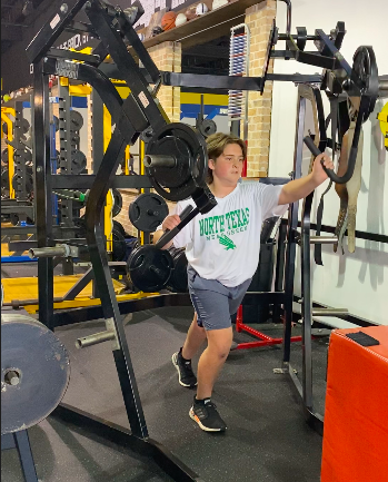 CrullFitness's tweet image. Throwback Thursday! The youth of #richardsontx have been working hard this off-season. #gym #crull #youthfitness #healthygymhabits #ChampionsBuiltHere