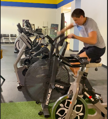 CrullFitness's tweet image. Throwback Thursday! The youth of #richardsontx have been working hard this off-season. #gym #crull #youthfitness #healthygymhabits #ChampionsBuiltHere