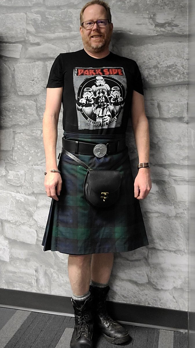 KiltedG's tweet image. Come to the dark side, wear kilts! Happy #TartanThursday! Wearing Black Watch tartan today.