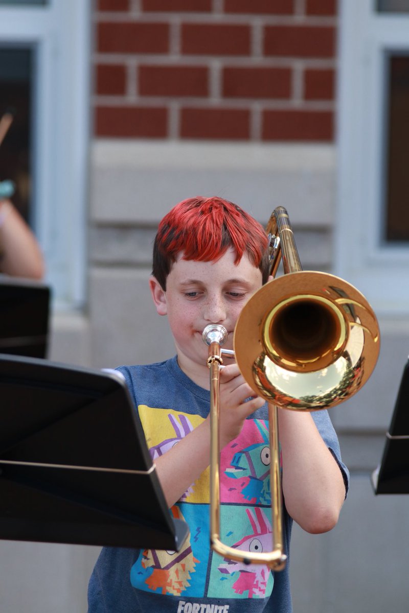 Congratulations to the teachers and students in the Marlborough Public Schools Music Department.  Students in 5th grade learned how to play on Zoom and I was so proud to hear their performances this week.
Bravo and congratulations to everyone