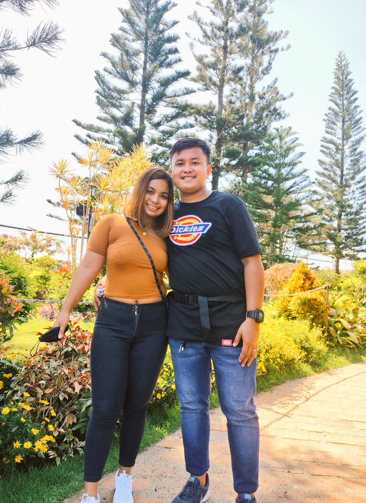 joiceng's tweet photo. Thank you for choosing me as your girlfriend even if I am full of flaws. Happy 8th Year anniversary @roshvincent.  I love you always 😘❤💗💝💖 https://t.co/GPJw8EBYWP