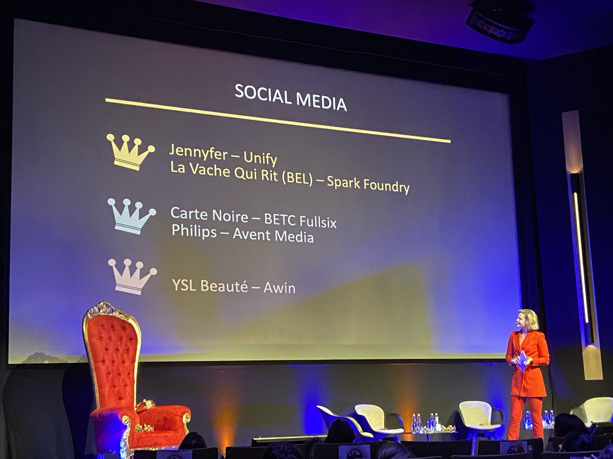 Bel 🇫🇷 décroche l’or dans la catégorie Social Media à la Nuit des Rois #LNDR. 🏆
Le prix salue notamment les belles performances de l'opération #1Rire1Don organisée dans le cadre des 100 ans de la #LaVacheQuiRit et qui a totalisé 1,7 mds de vues sur #TikTok ! 🎤
#MarketingDigital