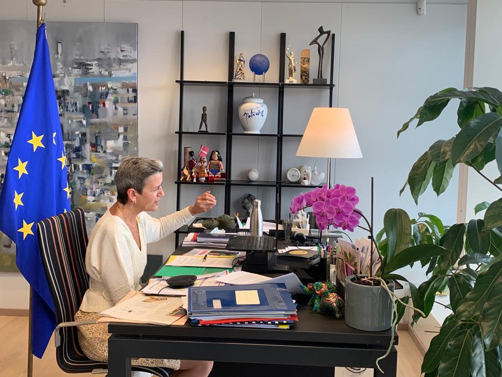 RenewEurope's tweet image. During #RenewEurope's #ValuesTalk, EVP of @EU_Commission @vestager says: "Talent attracts talent! We can create a good momentum by investing funds horizon Europe, national funds increasing this ecosystem of excellence." #AI