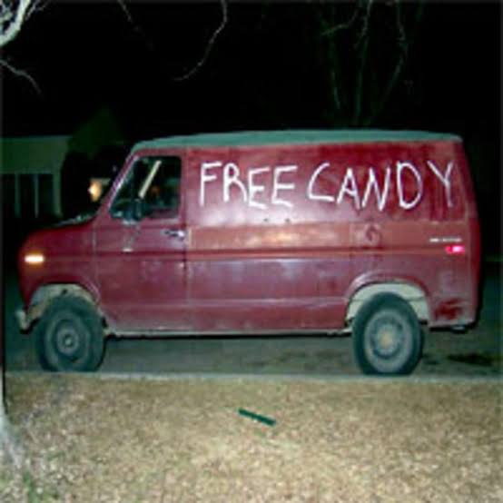 _BNSL's tweet photo. Busta and his crew driving around scouting for new talent after a night out 😕 https://t.co/D18cgkWYY8