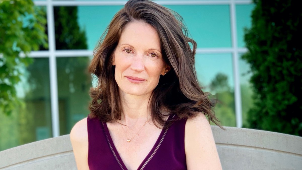 Read the inspirational story of Dr. Jenny Thomas, who overcame surmounting obstacles. Join us in celebrating NOSM’s extraordinary graduating MD #Classof2021. 
nosm.ca/2021/06/14/a-g…