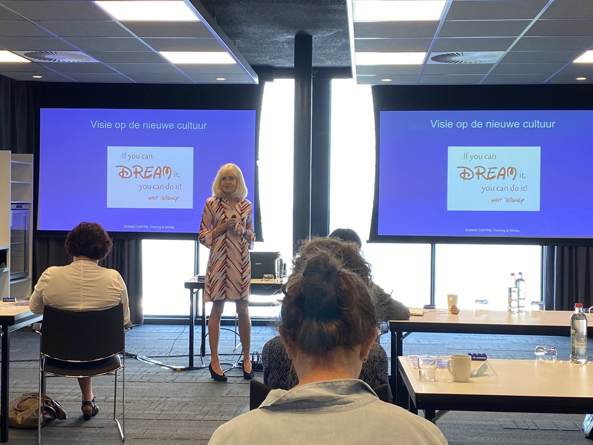 En weer een fysieke masterclass op anderhalve meter kunnen organiseren! Ditmaal gaven Karen Reichert, Patrick van Veen, Tjip de Jong en <a href="/jitskekramer/">Jitske Kramer</a> hun visie t.a.v. cultuurverandering. #cultuur #bohnstafleuvanloghum