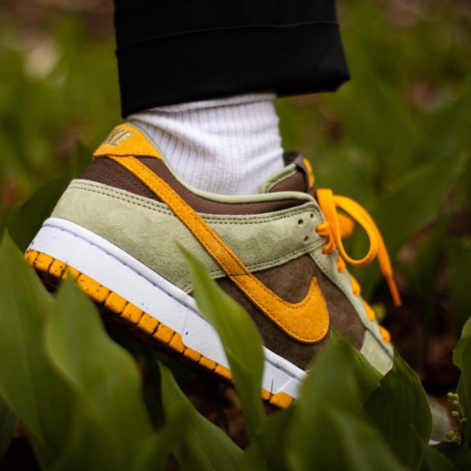 Nike Dunk Low SE 'Dusty Olive' SNKRS 