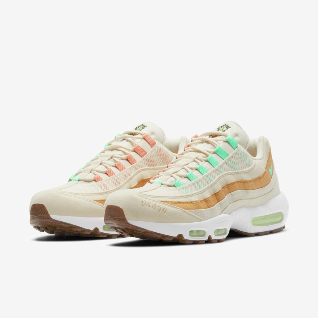 J23app's tweet photo. Nike Air Max 95 NRG "Pineapple" on @nikestore

Link -> https://t.co/aQiWZ988Cx https://t.co/Qklu568R6F
