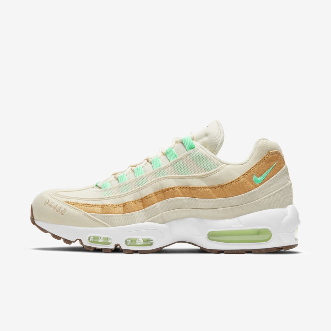 J23app's tweet photo. Nike Air Max 95 NRG "Pineapple" on @nikestore

Link -> https://t.co/aQiWZ988Cx https://t.co/Qklu568R6F