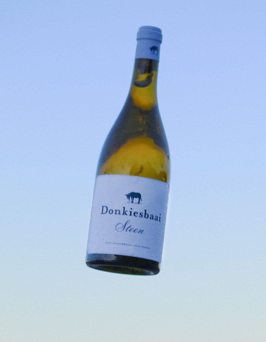 Ons sal Sauvignon Blanc bo Chenin Blanc kies… wanneer donkies vlieg!
We’ll choose Sauvignon Blanc over Chenin Blanc… when donkeys fly!

#donkiesbaai #donkiesbaaisteen #cheninblanc #piekenierskloof #weskus #westcoast #donkiesbaaicheninblanc
