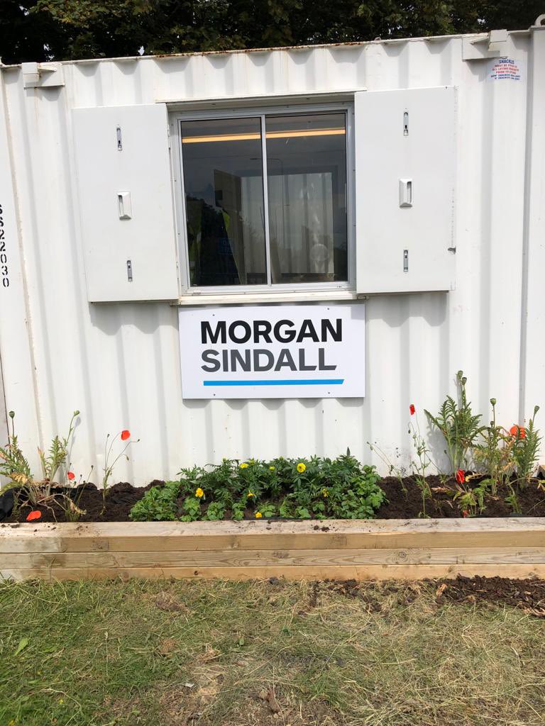 Our living wall and entrance flowerbed has appeared from nowhere today! Thanks to Gary and his Crewe of helpers! <a href="/VOGCouncil/">Vale Council 🏴󠁧󠁢󠁷󠁬󠁳󠁿🇺🇦</a> <a href="/AECOM/">AECOM</a> <a href="/WhitmoreHigh/">Whitmore High School</a>