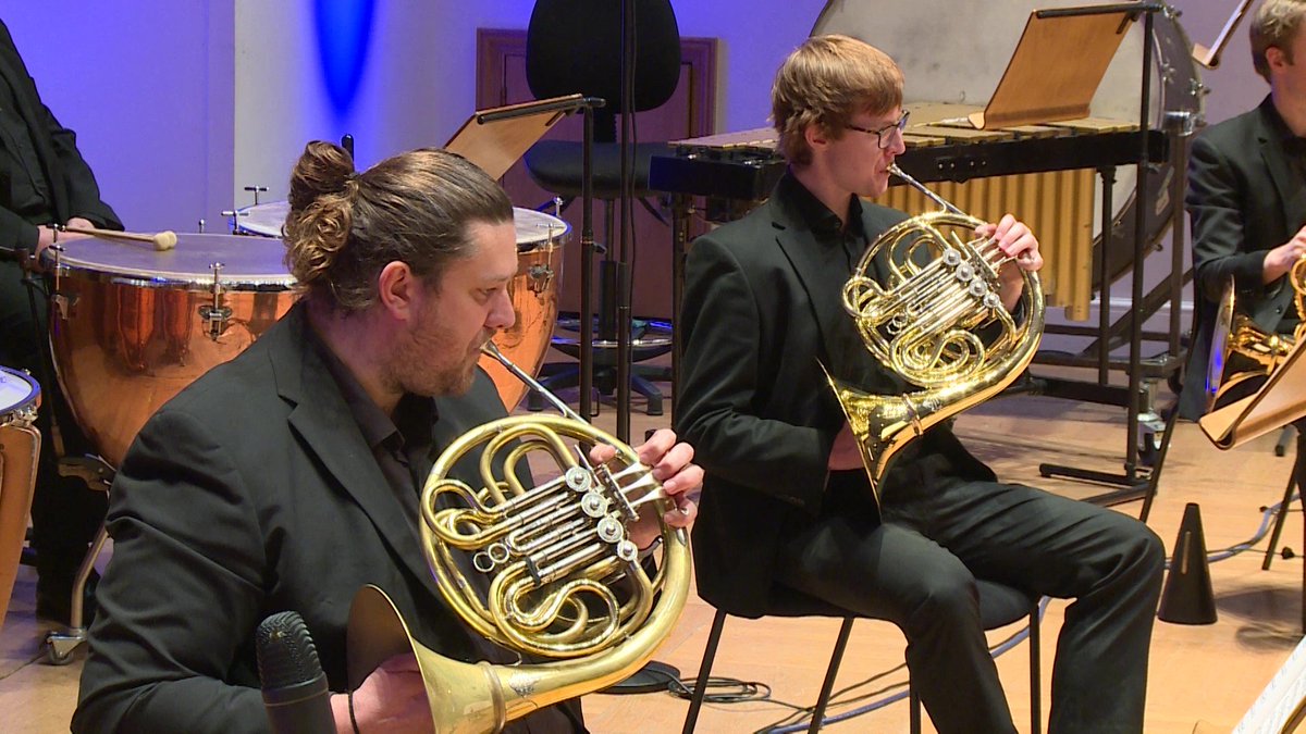 royalphilorch's tweet image. Going live tonight at 7.30pm BST 🎺

The RPO&apos;s Brass and Percussion sections perform a glorious programme of music by Copland, Handel, Prokofiev and Mussorgsky from @CadoganHall.

Free to stream until 1 July! youtu.be/0Mt15M91XNY

#RPOatHome