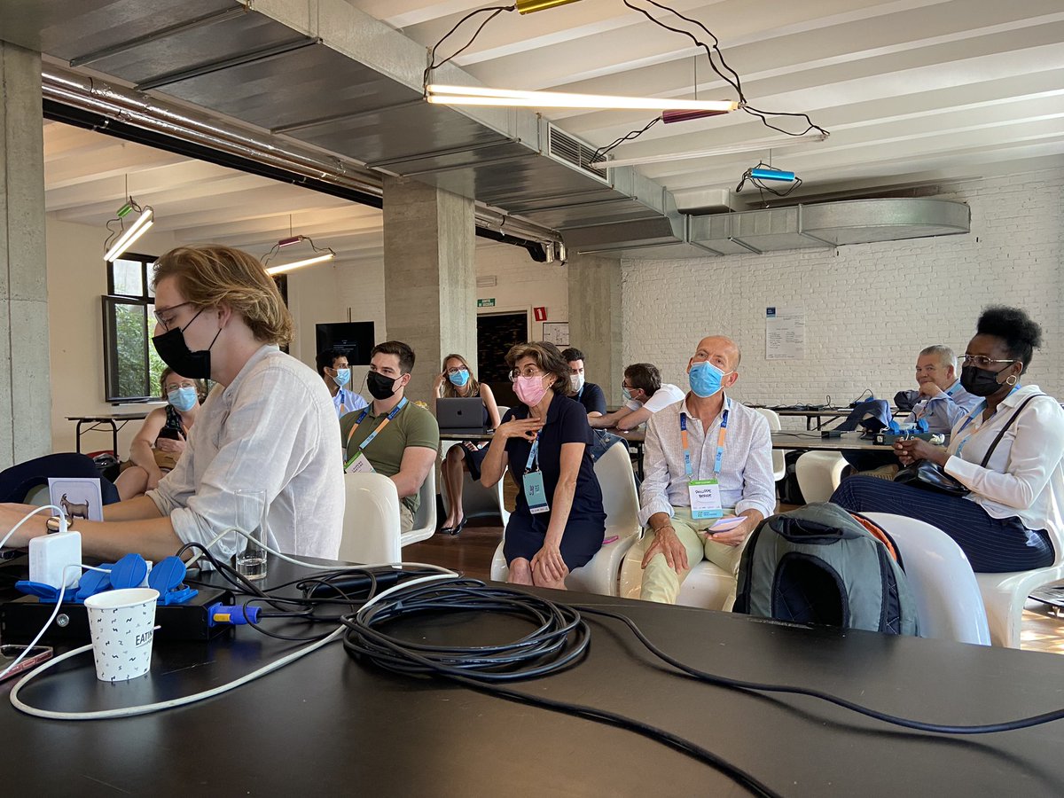 Azèle Mathieu tweet media