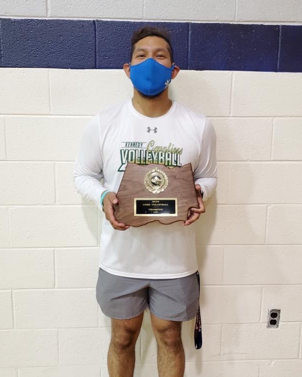 ‘21 Co-Ed County Champs! ⚔️🏆

Thank you <a href="/QOAthletics/">Quince Orchard Athletics</a> and Coach Watson for a Fantastic evening of volleyball!!