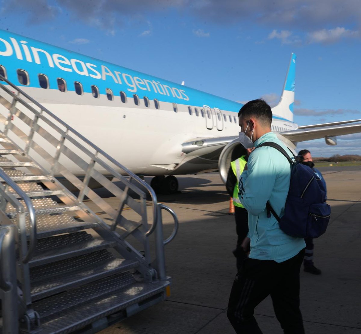 Argentina's tweet photo. #SelecciónMayor ¡Rumbo a Brasilia! https://t.co/jd88LjAj3w