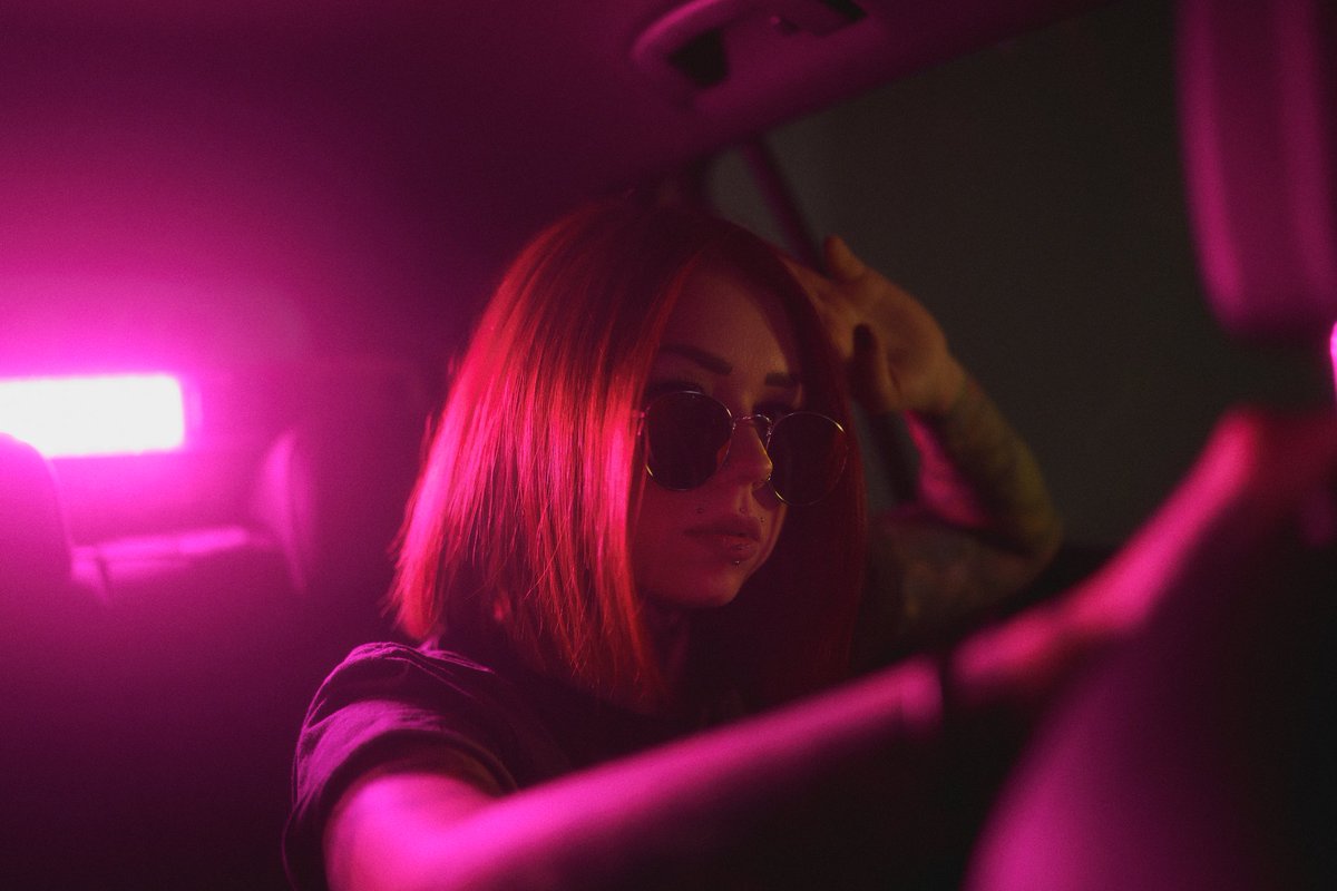 "I wear my sunglasses at....

(the backseat of my car cuz it looks damn cool)"

Pretty sure i remember them lyrics right 😏👌