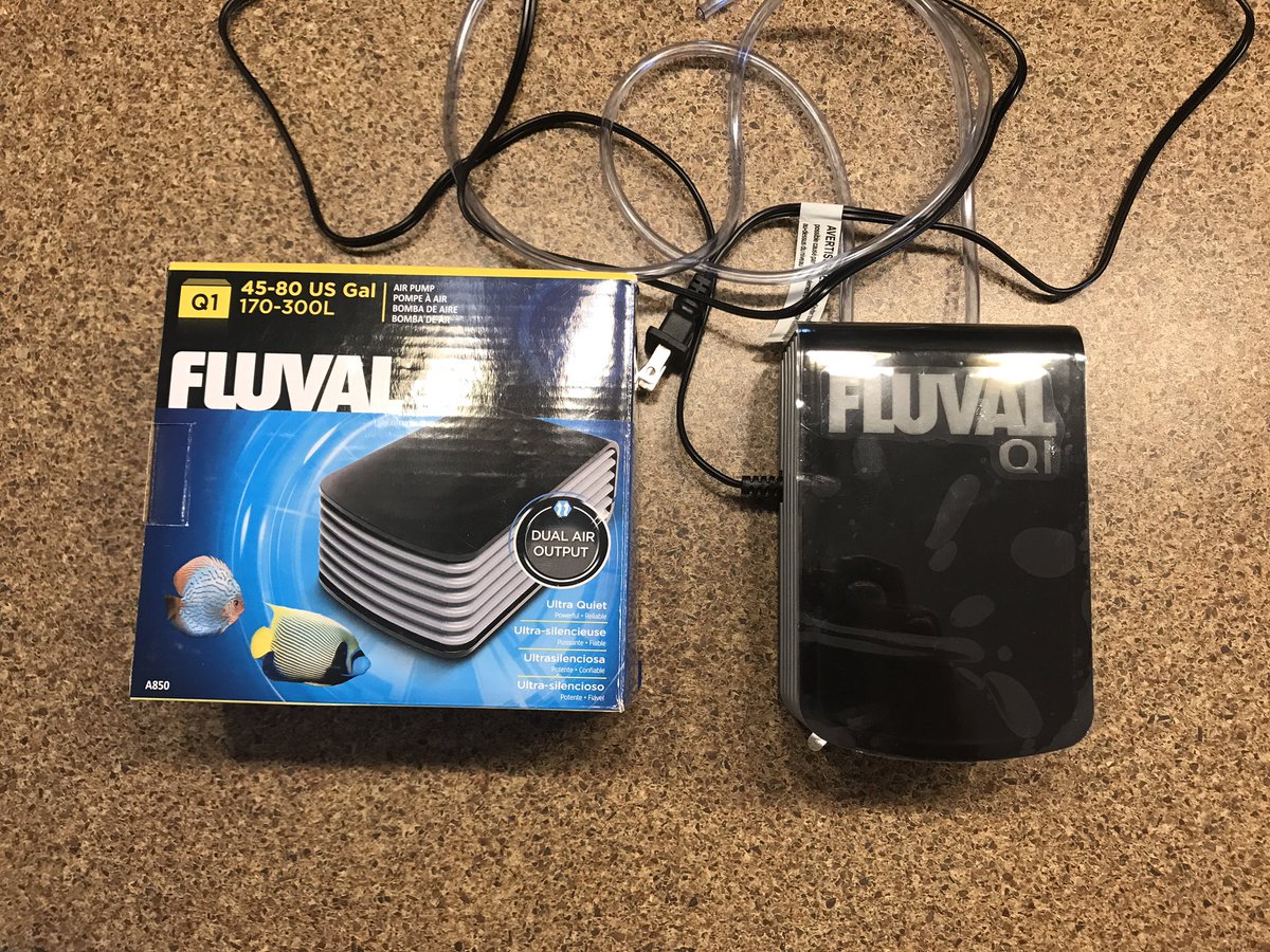 Spray_Guy's tweet image. The algicide / carrier water experiment has begun!

Step one: Balance the air to eight “Holding Tanks”. Algae only needs a trickle.

Step two: Add micronutrients to grow a culture of algae / diatoms to spike the holding tanks.

@cowbrough 
#BackyardScience
#Spray21