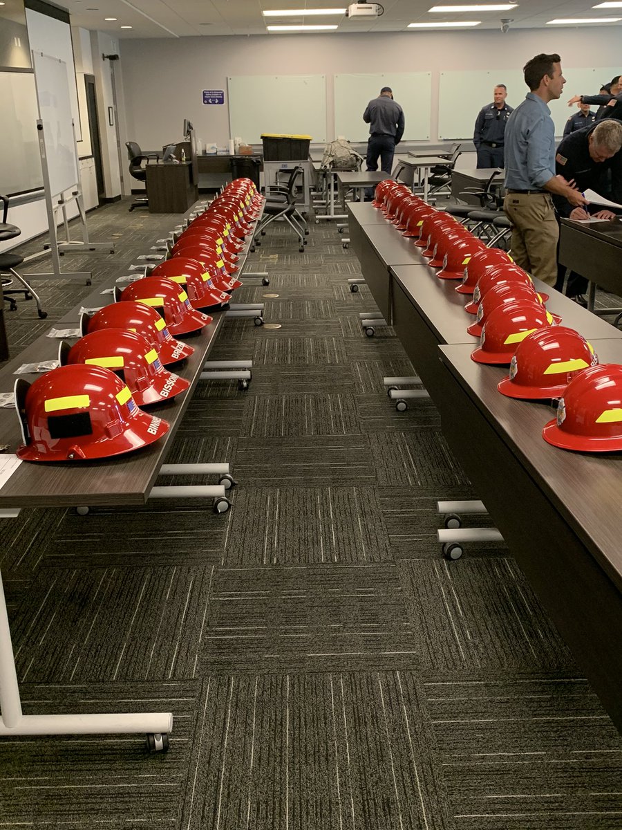 OCFireAuthority's tweet image. Years of hard work, dedication, and sacrifice paid off today as 18 members of the #OCFA were promoted to Captain!

Congrats!  We look forward to you all continuing to make us proud in your new positions!