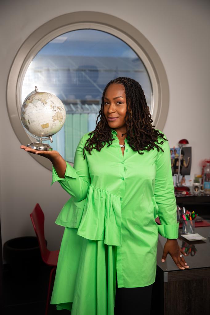 𝗧𝗵𝗶𝗻𝗸 𝗕𝗶𝗴 - 𝗚𝗼 𝗴𝗹𝗼𝗯𝗮𝗹 🌎 Devenir entrepreneur c’est avoir le courage de suivre votre cœur et votre intuition. L'un et l'autre savent pertinemment ce que vous voulez réellement devenir ✨⠀
🔽 Suite à dérouler 🔽