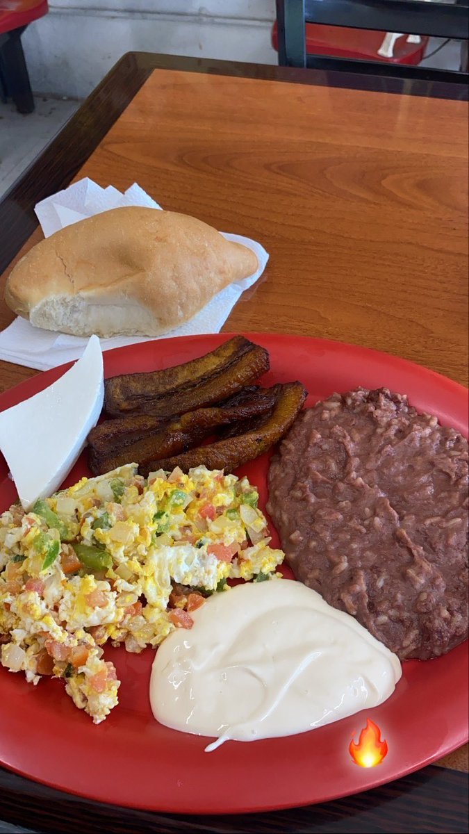 lainez88's tweet photo. When I say let’s go have breakfast this is what I mean 🔥 https://t.co/oAZEPCOSKW