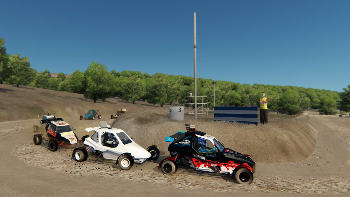 Rulo_Gomz's tweet image. Salvados los muebles en la tercera ronda del @CeaxVirtual de @club_simracing. Tras una semana donde me fue imposible entrenar, P8 en la Qualy, P5 en carrera y salimos lideres de la #CopaLabase y cuartos en la general de CC👏👏 ¡¡A preparar mejor la segunda parte de la temporada!!