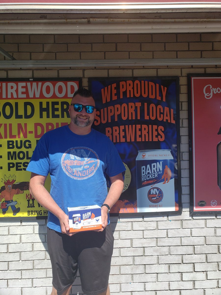 CoachBurzine's tweet photo. Its Game Day! @NYIslanders #BarnRockerAle #LGI https://t.co/3WFM58i2KH