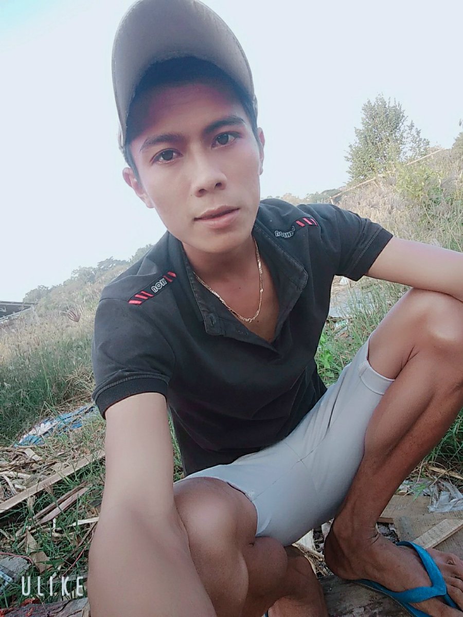 Tranvydinh7's tweet photo. Trai zam Khmer nghe lời https://t.co/T3usXHz4Hx