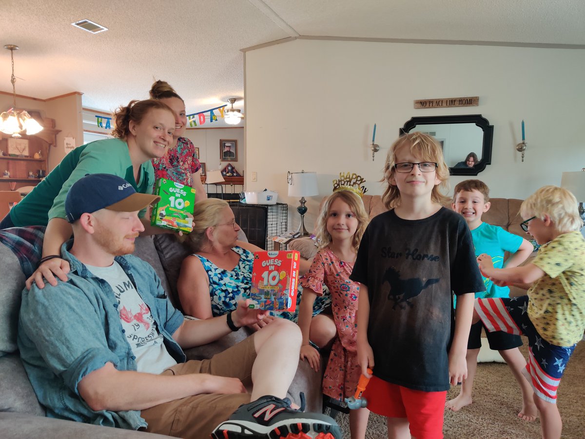 bethaknee112's tweet photo. We had a blast trying Skillmatics Guess in 10! Such a great way to spend time together for family game night. Such a fun way for all members of the family to be included and laugh together.
#gamenightwithguessin10 #tryazon https://t.co/B4HjpxVF62