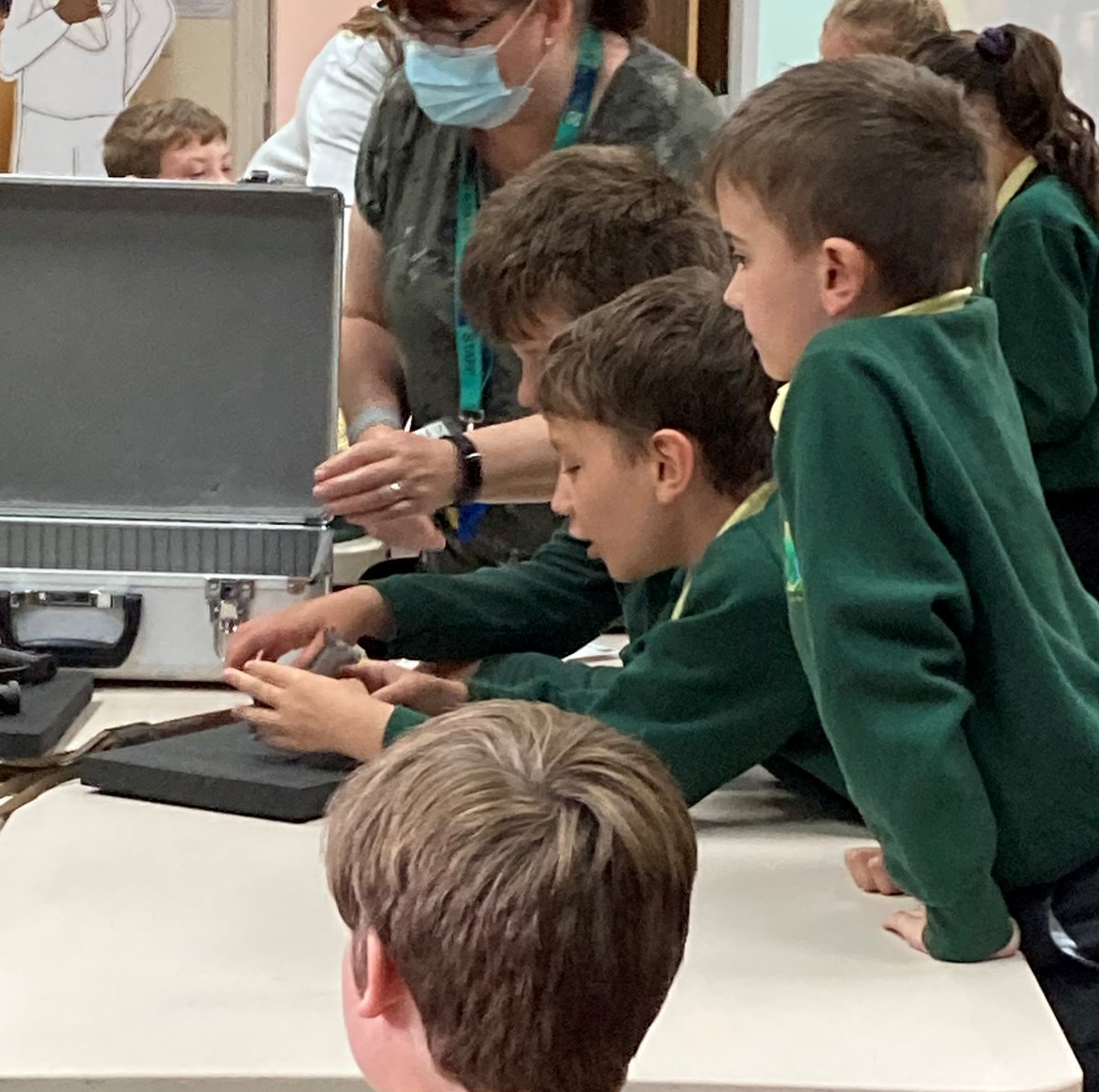 Hull_Museums's tweet photo. A big thanks to The Green Way Academy for taking part in our new pilot COVID-safe offer at Wilberforce House Museum, exclusive to Member Schools and funded by the @DCMS #CultureRecoveryFund. 

We've loved sharing our magical museums with you again after all this time! https://t.co/CyN3ls0VYI