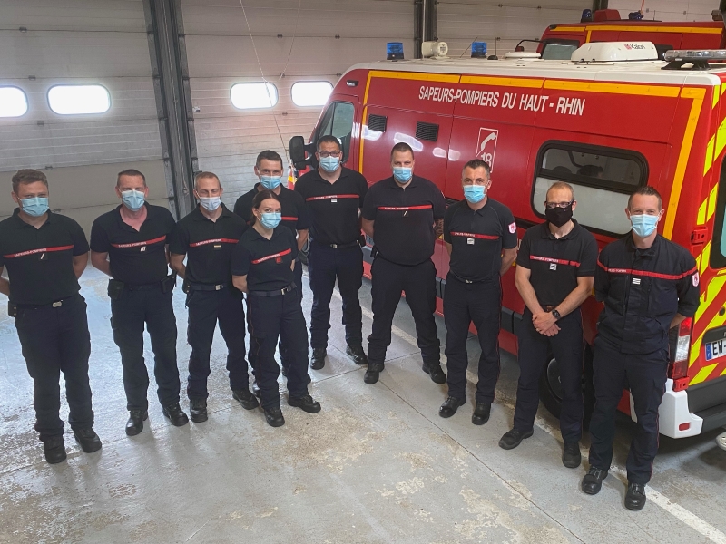 sdis68's tweet photo. Le colonel Patrice Gerber, directeur départemental du #SIS 68, et son adjoint, le colonel Thibaut Niderlender, sont allés sur le terrain de la compagnie 7, à la rencontre des acteurs locaux des #secours, à #Altkirch et dans le #Sundgau. #pompiers #urgence 
https://t.co/1aNyzIa9tV https://t.co/hZBsfhySHK